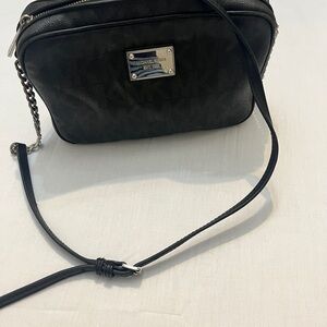 Michael Kors Womens Jet Set Crossbody Purse Black Gray Signature Large Logo